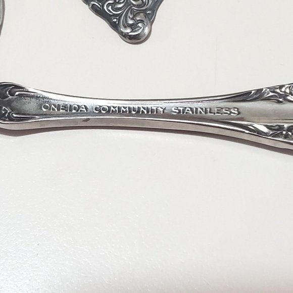 Oneida Brahms Serving 3pc Set butter knife jelly & sugar shell spoon stainless - Picture 6 of 8